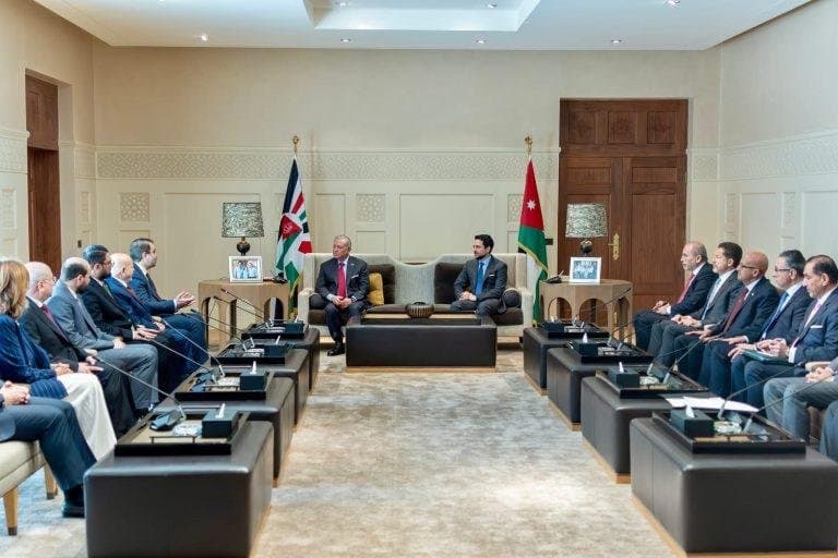 الملك يستقبل الوفد الوزاري السوري المشارك باجتماعات مجلس التنسيق الأعلى المشترك