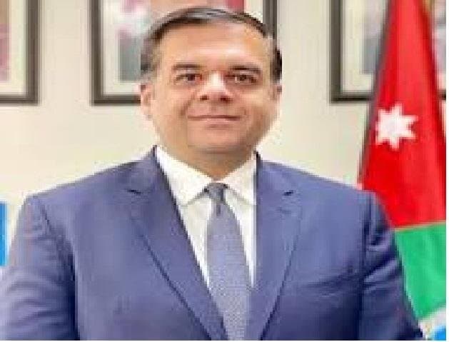 يزن الخضير ..مسيرة ثقافية تستحق التقدير