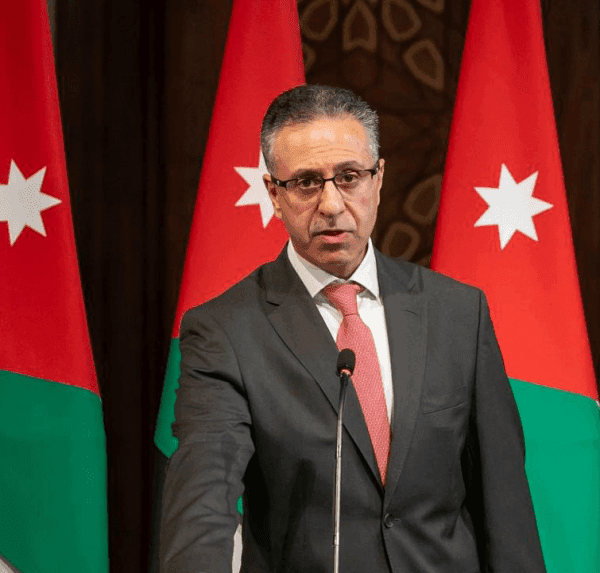 القضاة: دمج المؤسستين الاستهلاكيتين يعزز القدرة على ضبط الأسعار