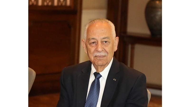 *العيسوي ينقل تمنيات الملك وولي العهد للواء للمجالي والوكيل الأول الحجايا بالصحة والعافية والشفاء العاجل