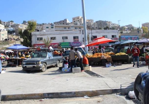 حملة لازالة البسطات العشوائية في كفرنجة