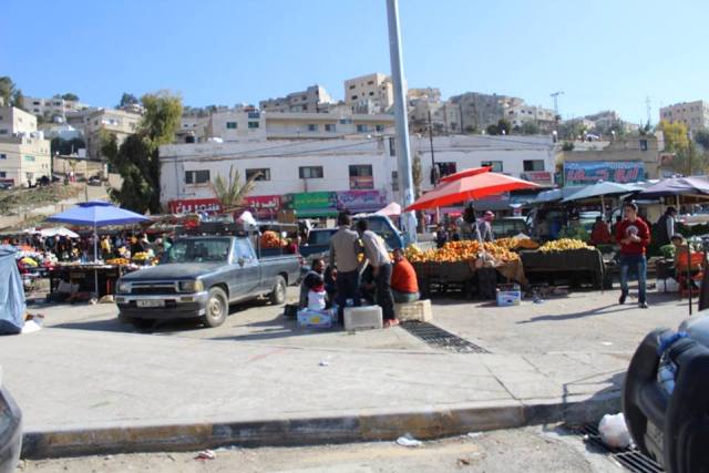 حملة لازالة البسطات العشوائية في كفرنجة