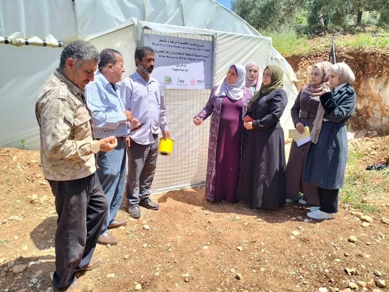 عجلون : ورشة عمل عن المكافحة المتكاملة لآفات البيوت المحمية في راجب .