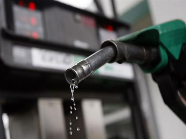 إنخفاض أسعار البنزين 90 والديزل عالميا قبيل صدور تسعيرة آب محليا