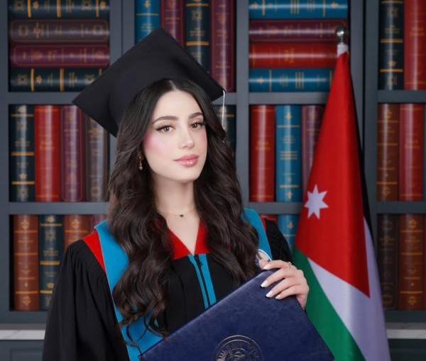 الدكتورة رنا عاطف عضيبات .. مبارك التخرج