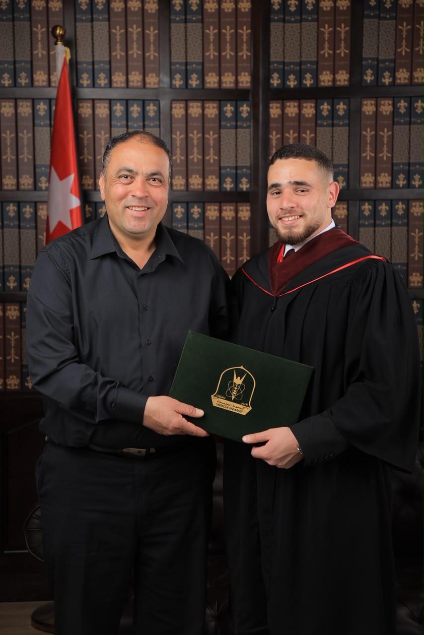 محمد يزن الصمادي .. مبارك ومزيدًا من التوفيق.