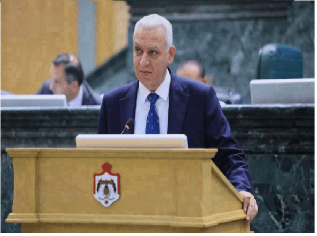 العموش: التعليمات الجديدة للإجازات خطوة إيجابية