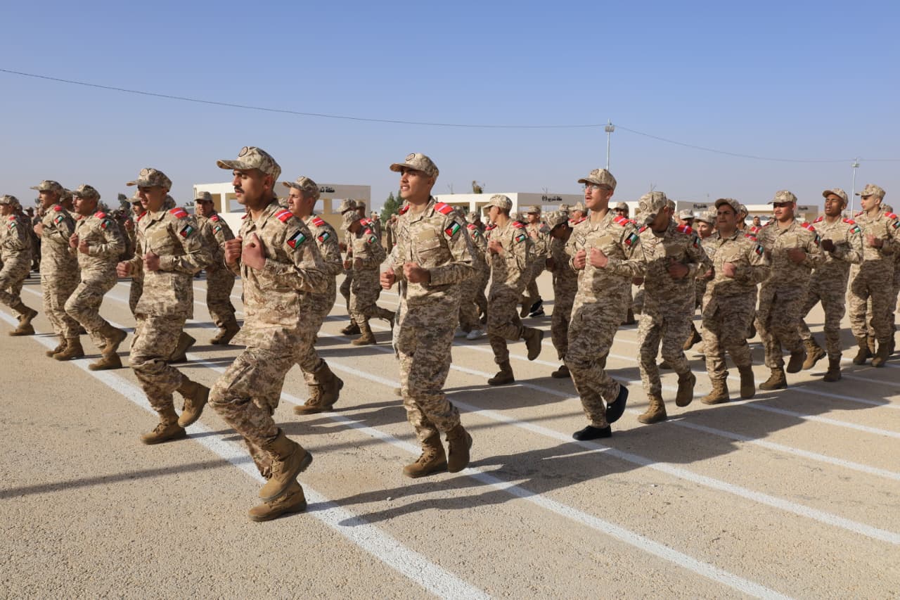 دعوة المكلفين بخدمة العلم (الدفعة الثالثة) إلى مراجعة منصة خدمة العلم